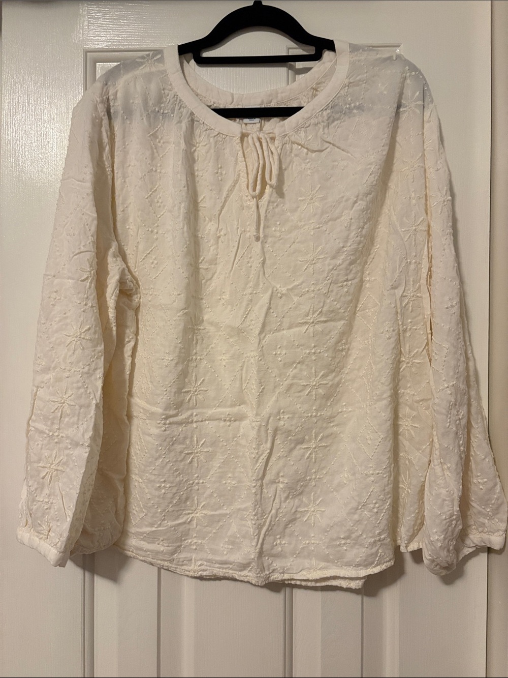 Old Navy Cream Embroidered Peasant Blouse